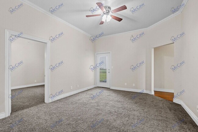 Building Photo - 301 County Rd 207
