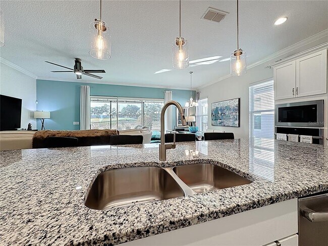 Building Photo - 2244 Antilles Club Dr