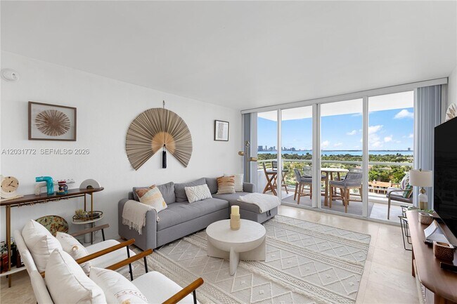 Building Photo - 5600 Collins Ave