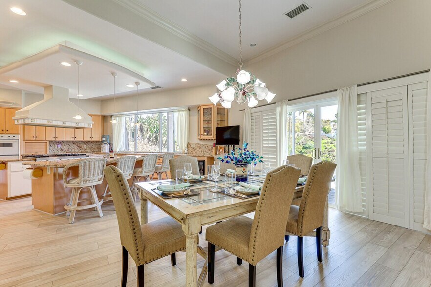 Building Photo - 1831 Samoa Way