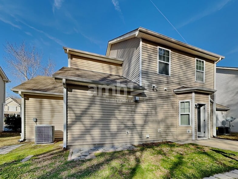 Building Photo - 405 Birch Run Dr