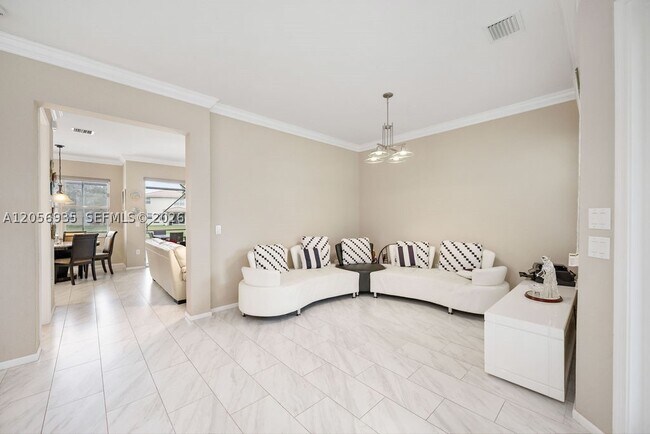 Building Photo - 7841 Jewelwood Dr