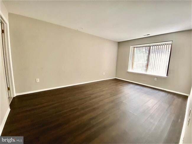 Building Photo - 803 Chesterwood Ct