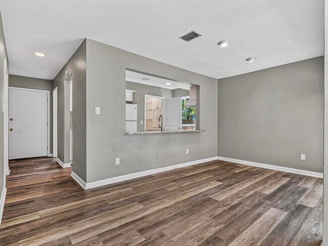 Building Photo - 3335 Micanopy Trail