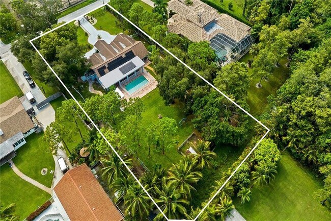 Building Photo - 6344 NW 74th Terrace