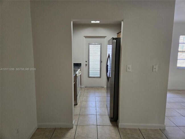 Building Photo - 8704 NW 35th St
