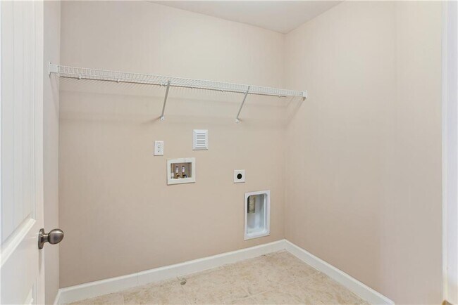 Building Photo - 4835 Edgemoore Trce