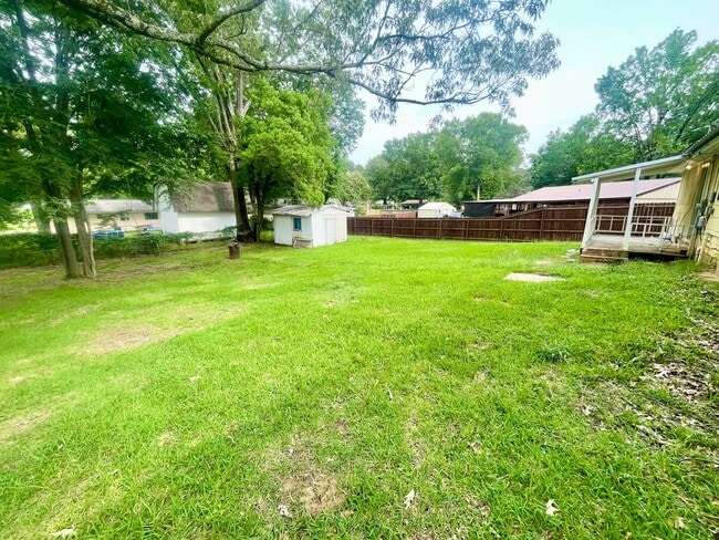 Building Photo - 3 BR/1 BA home in Pearl for Rent!!