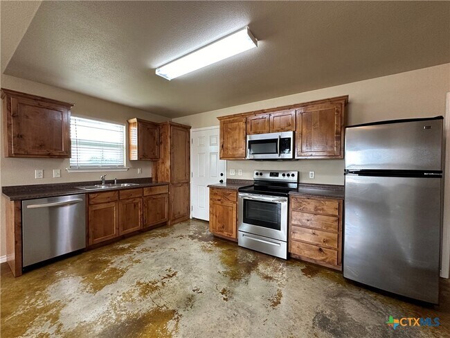 Building Photo - 5353 Airport Hwy