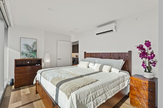 Building Photo - Brand new building, the Largest One Bedroom, FULLY FURNISHED rental available at The Park On Keea...