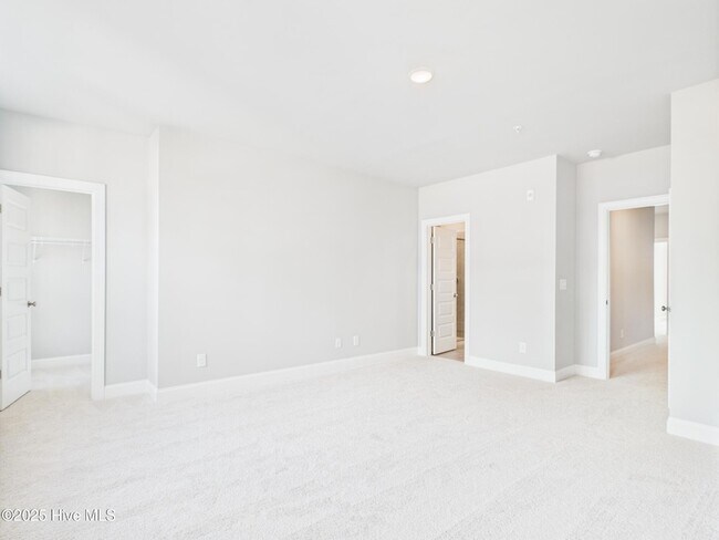 Building Photo - 1251 Shaw View Aly