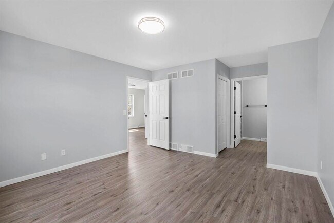 Building Photo - 640 Tower Dr