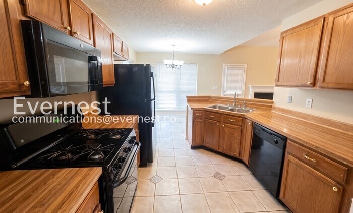 Building Photo - 6416 Phillips Creek Dr