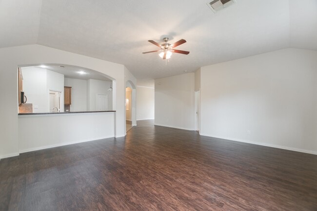 Building Photo - 25531 Forest Springs Lake