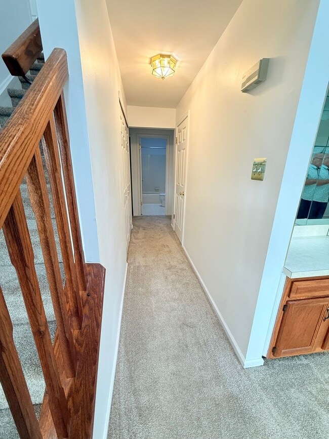 Building Photo - 3 Bed / 2 Bath Warrington Townhome
