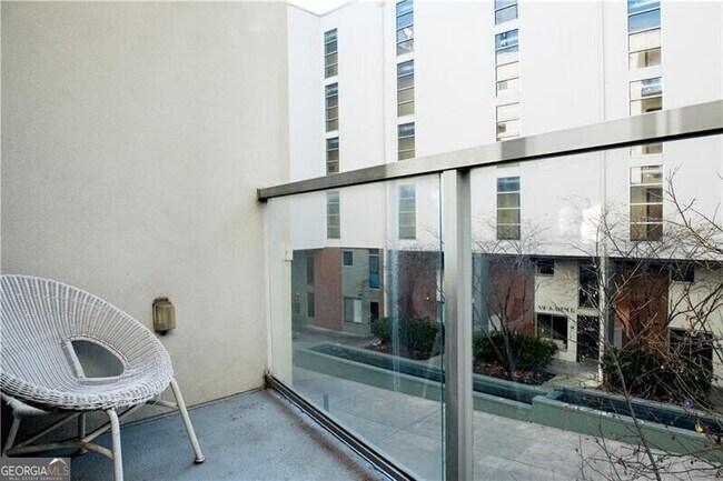 Building Photo - 620 Glen Iris Dr NE