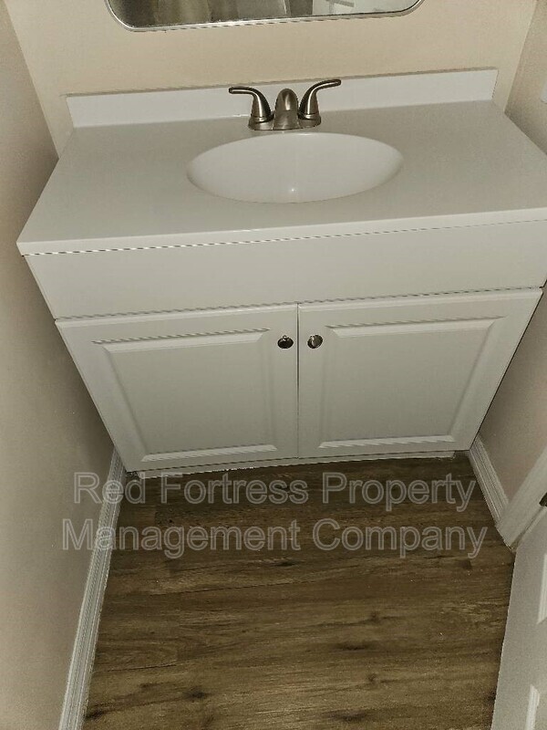 Building Photo - 17306 Whitewater Ct