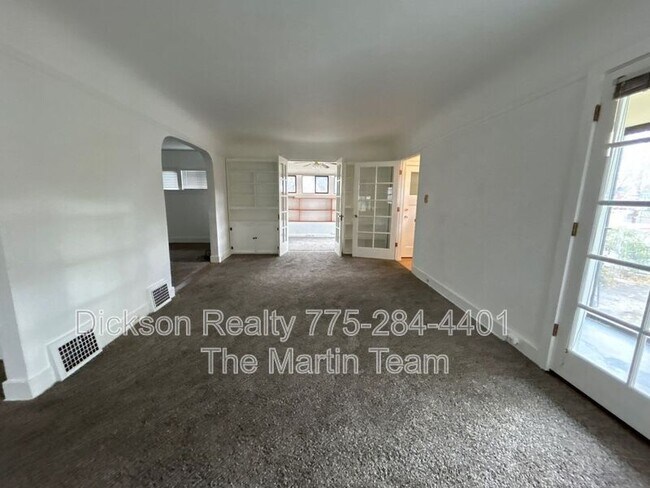 Building Photo - 901 Walker Ave