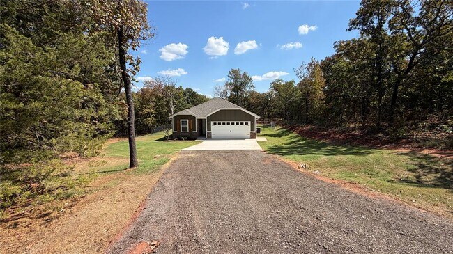 Building Photo - 17039 Oak Rdg Cir