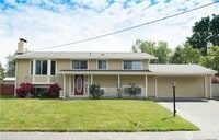 Building Photo - $4100 Large 2 story split entry 4BDR,2BA S...