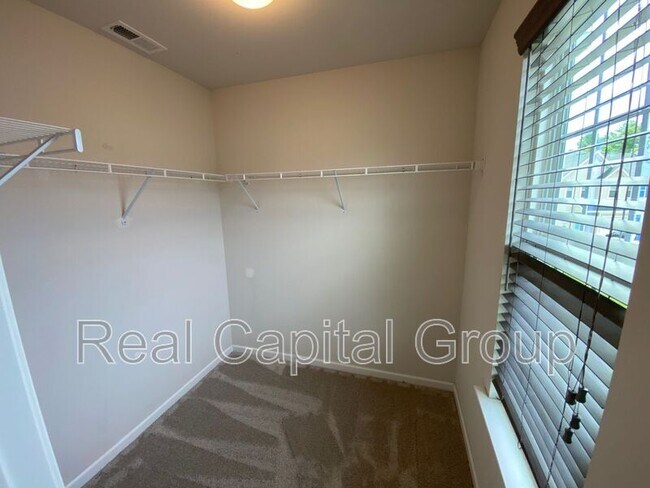 Building Photo - 4275 Arthur Ct