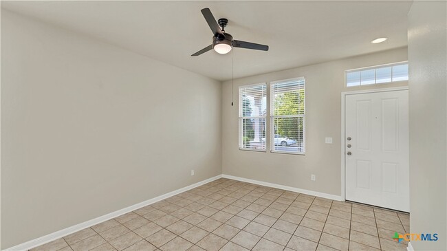 Building Photo - 334 Newberry Tr