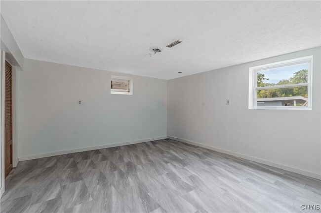 Building Photo - 3354 Hayes Rd