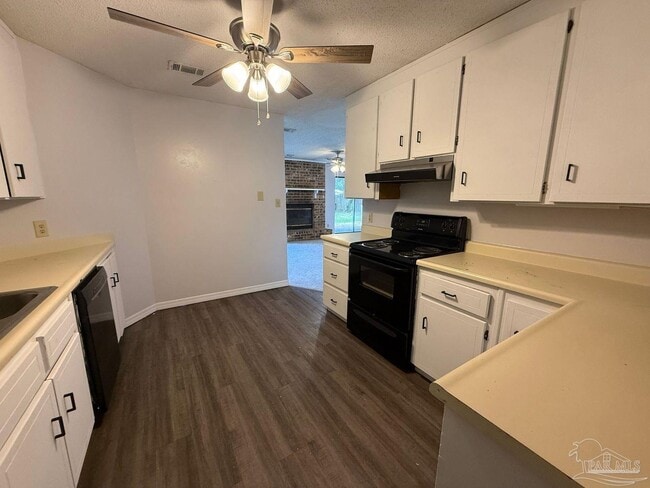 Building Photo - 3872 Mariners Dr