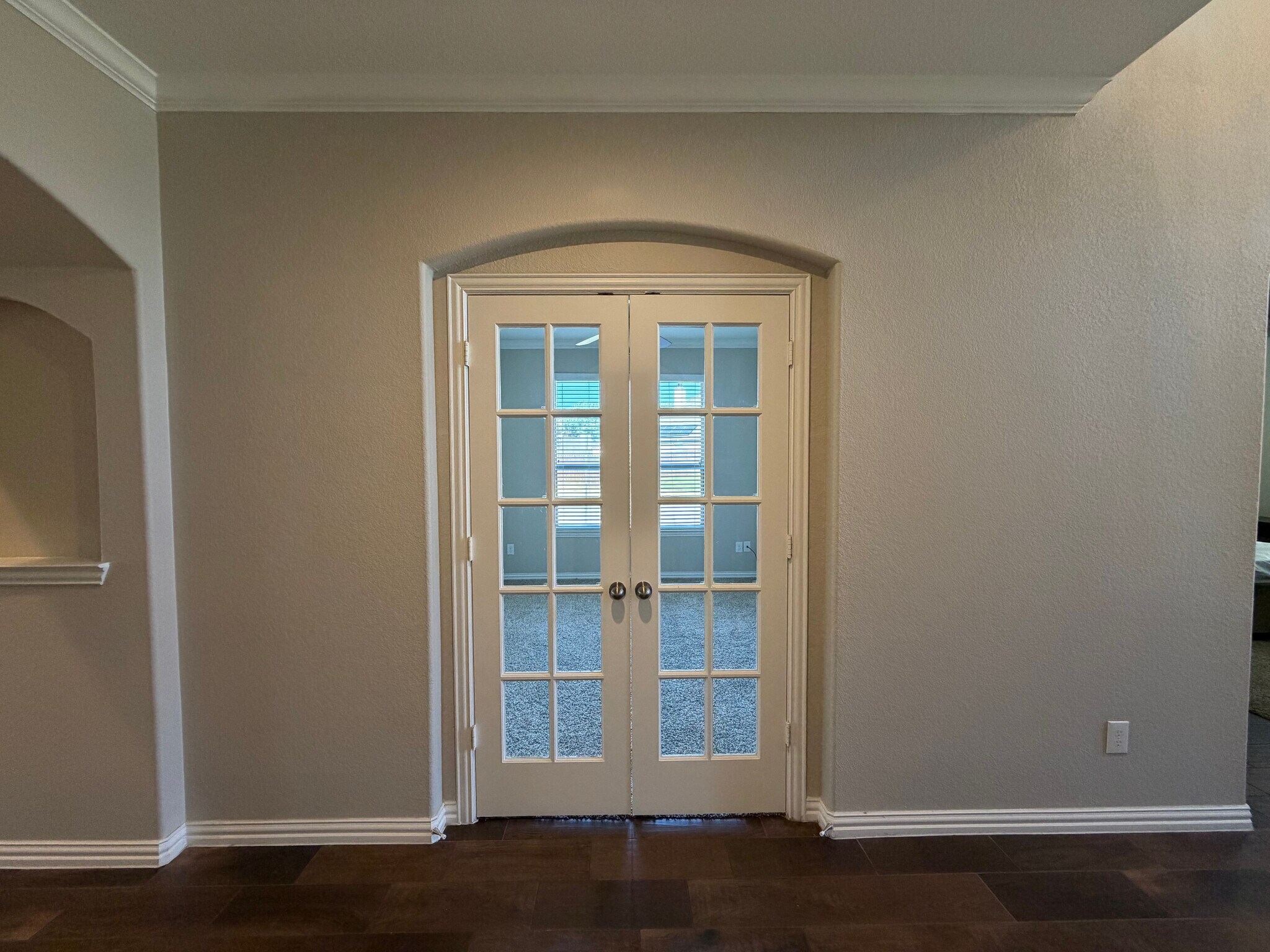 Building Photo - Room in House on Zanna Grace Way