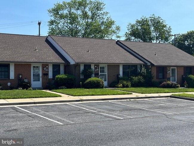 Building Photo - 12319 Stonehaven Ln
