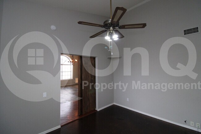 Building Photo - 11638 N 109th St