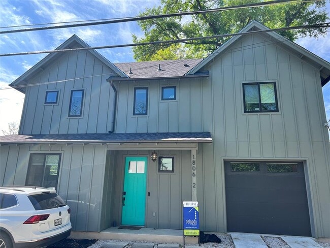 Building Photo - 1806 Haskell St