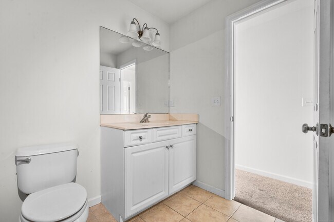 Building Photo - 2660 North Ave