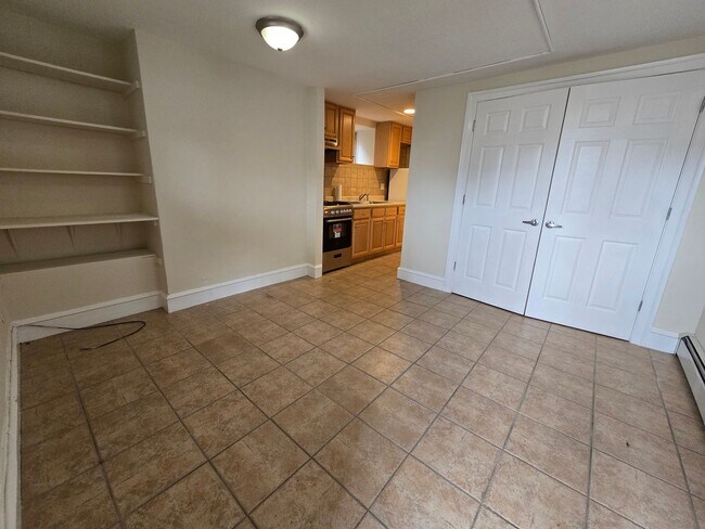 Building Photo - 313 N 34th St