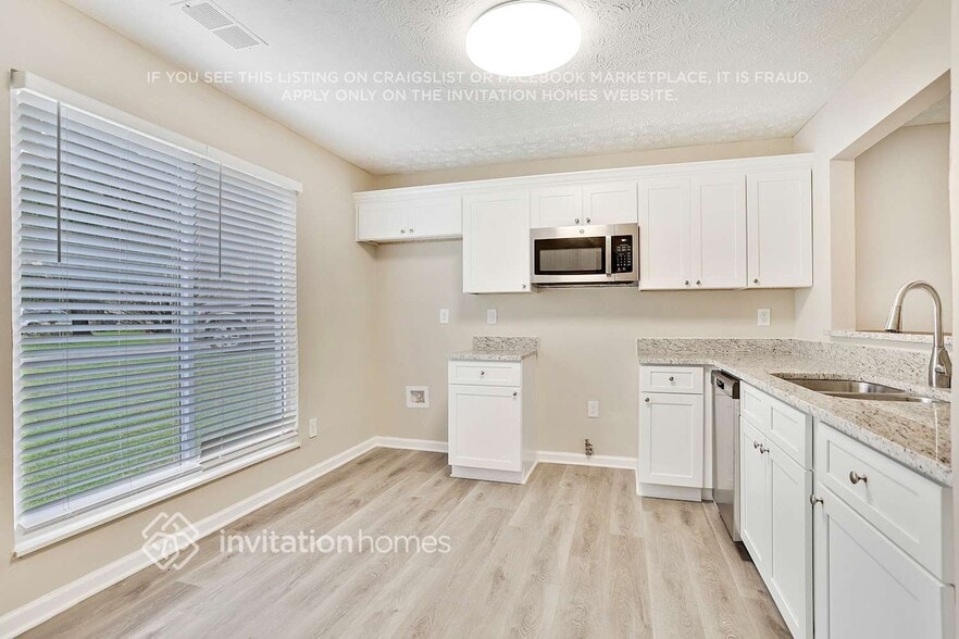 Building Photo - 3960 Citron Ct