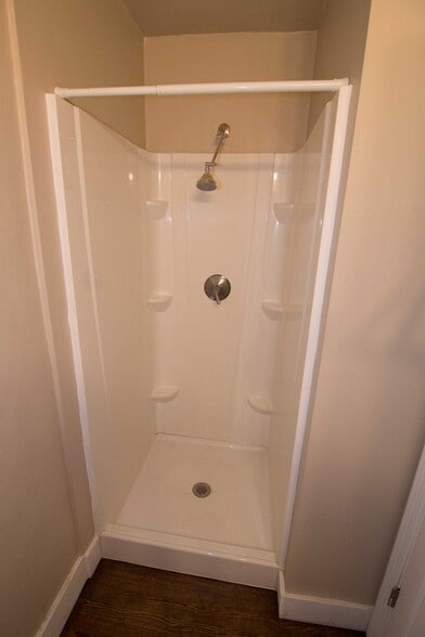 Building Photo - 4016 Potomac