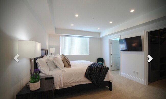 Building Photo - 907 S Shenandoah St