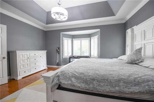 Building Photo - 304 Bridle Path