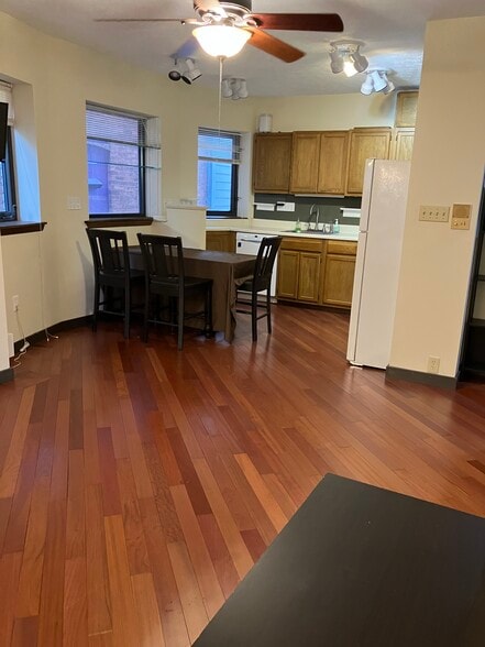 Building Photo - 6344 Aurelia St