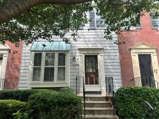 exterior front view - 4847 Chevy Chase Dr