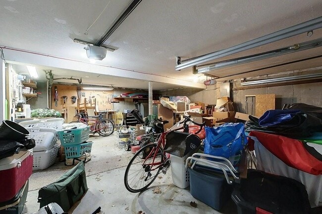 Building Photo - 88 Woodland Dr