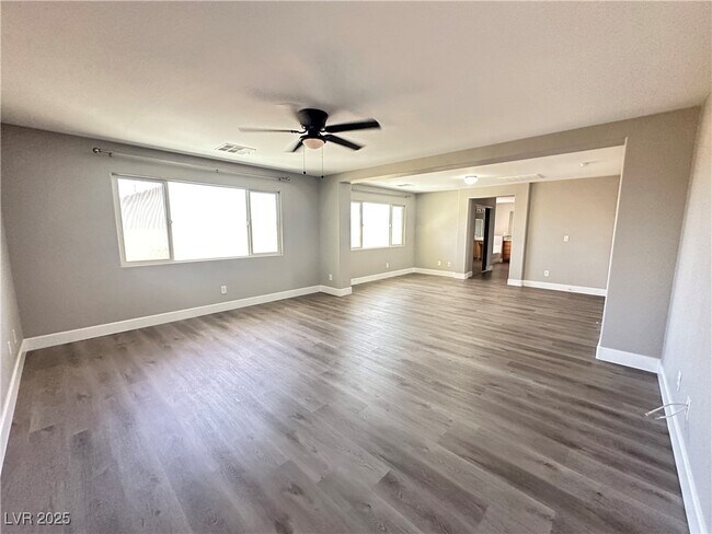 Building Photo - 4312 N Thunder Twice St