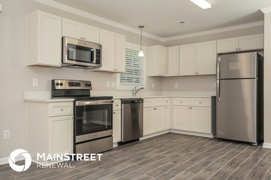 Building Photo - 402 Triumphant Rd