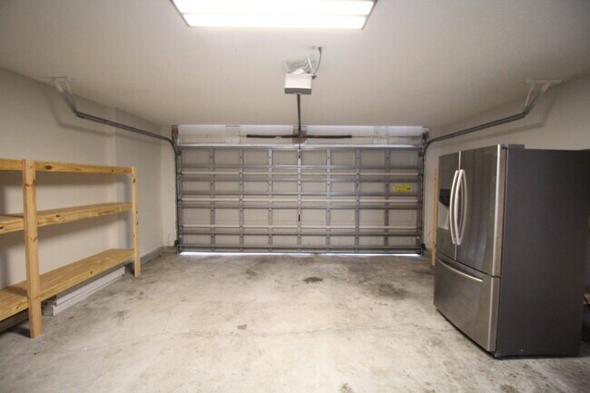 Building Photo - Coming March 14th — Stunning 4-Bed, 2-Bath Sunset Estates Home with Open-Concept Living, Chef’s K...