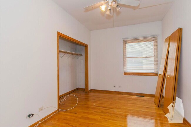 Building Photo - 2715 N Wayne Ave