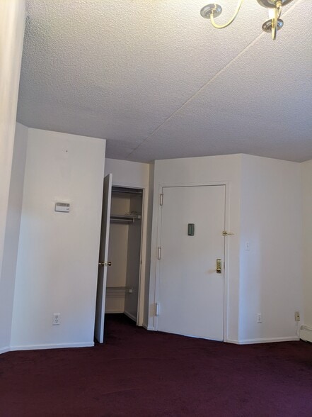 Building Photo - 124 W 117th St