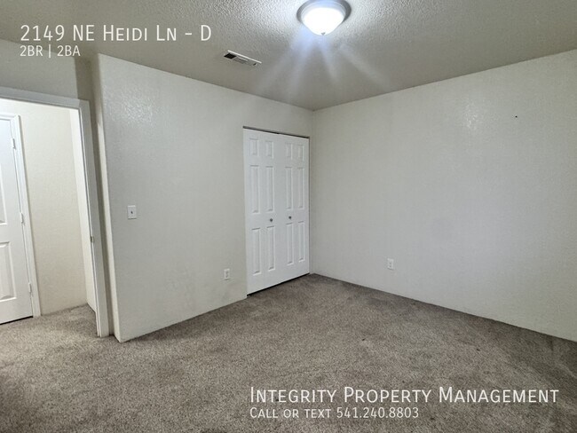 Building Photo - 2149 NW Heidi Ln