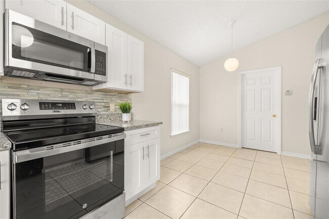 Building Photo - 2533 Quail Park Terrace