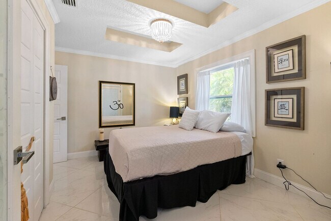 Building Photo - 501 Boating Club Rd