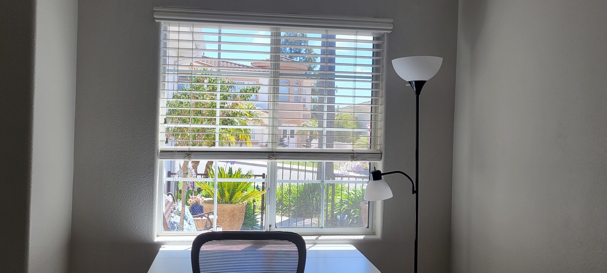 Building Photo - 87 Capanna St